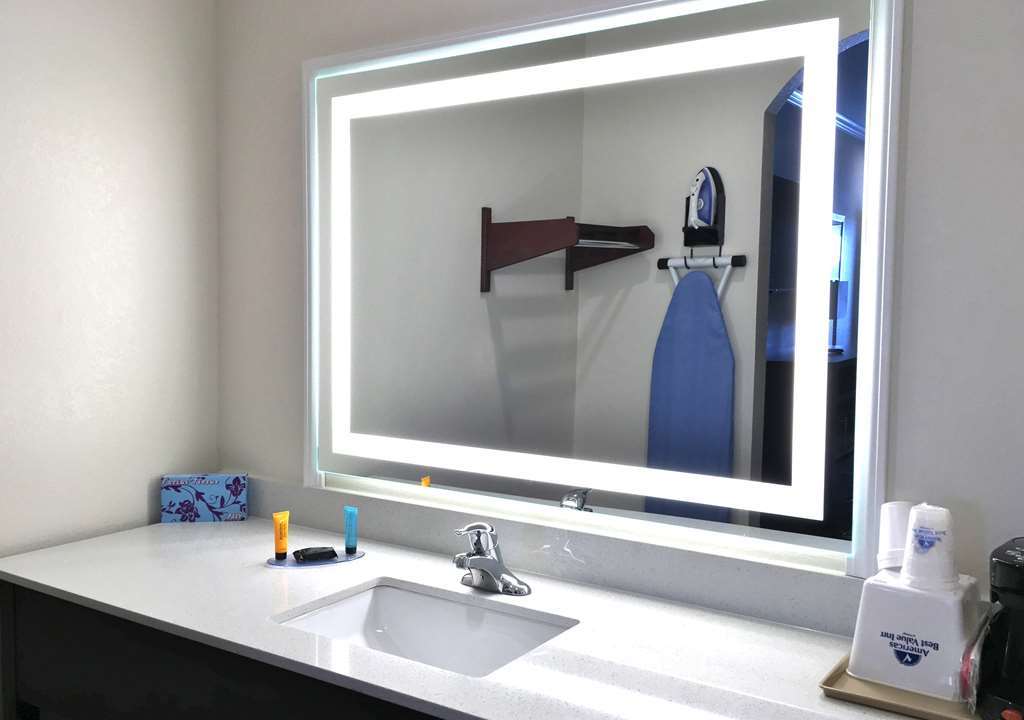 Regency Inn & Suites- Nw Houston Jersey Village Habitación foto