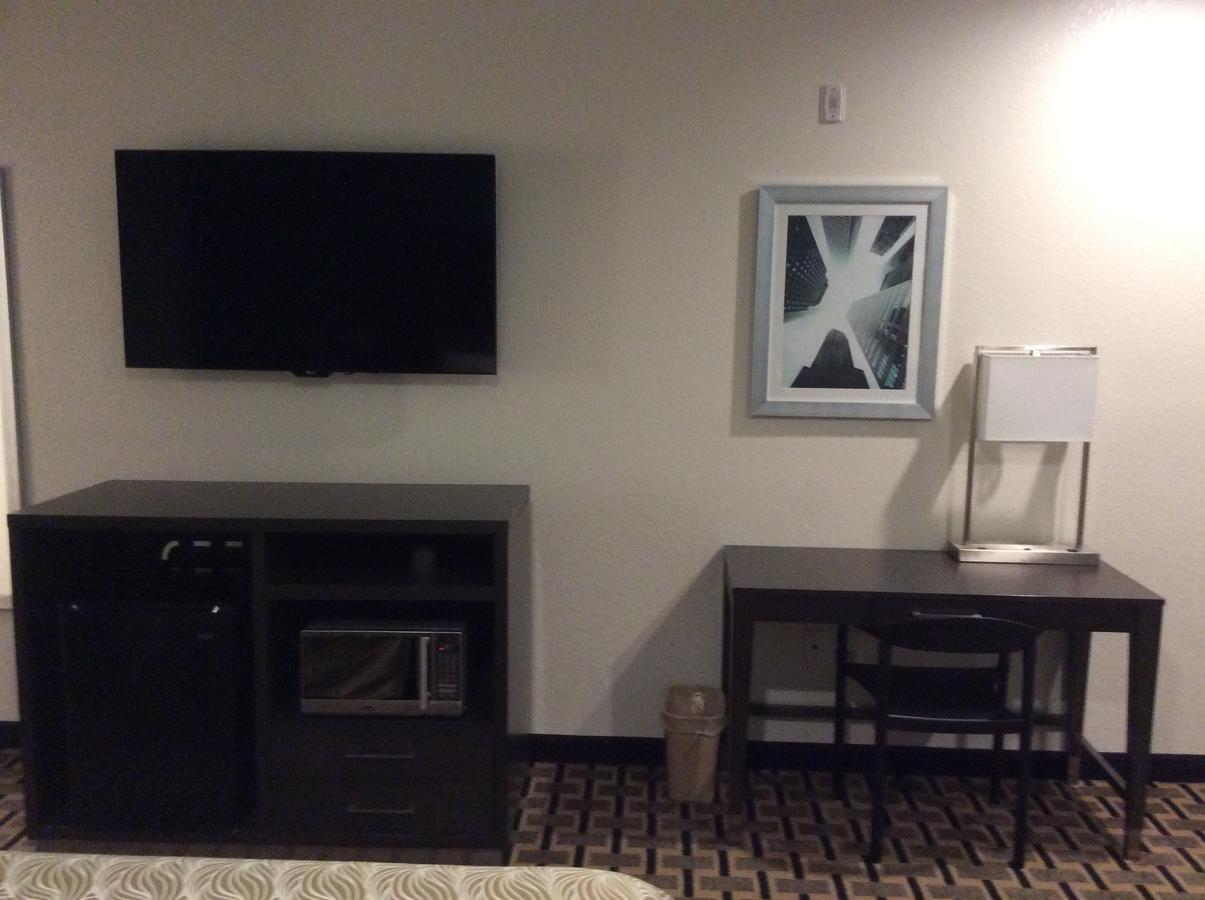 Regency Inn & Suites- Nw Houston Jersey Village Habitación foto